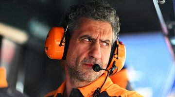 «Надо отвечать за свои слова». Руководитель McLaren жёстко ответил Бриаторе