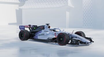 Audi показала бело-синий болид для Гран При Сингапура