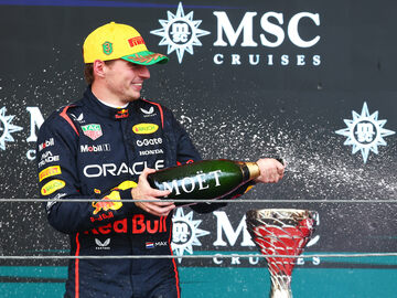 Макс Ферстаппен повторил достижение Феттеля и Хэмилтона