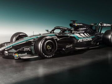 Бывший сотрудник Mercedes высказался о скандале с двигателем