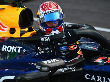 Менеджер Макса Ферстаппена поставил Red Bull ультиматум?