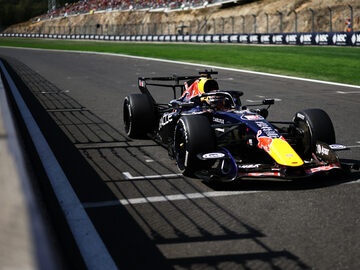 «Даже не знаю, что сказать…». Ферстаппен – о разговорах про мотор Red Bull