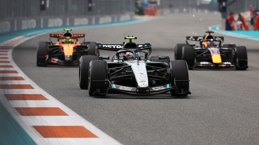 Гюнтер Штайнер: На месте Вольфа я бы забрал двигатели у McLaren