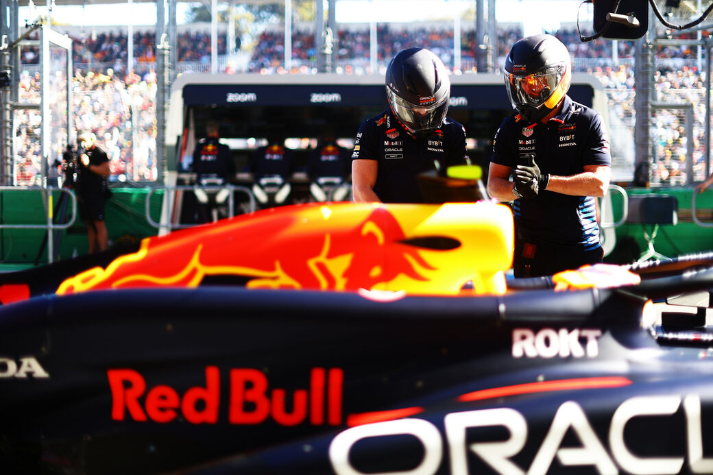 Станиславский: Red Bull Racing вернет всех с небес на землю на Гран При Японии