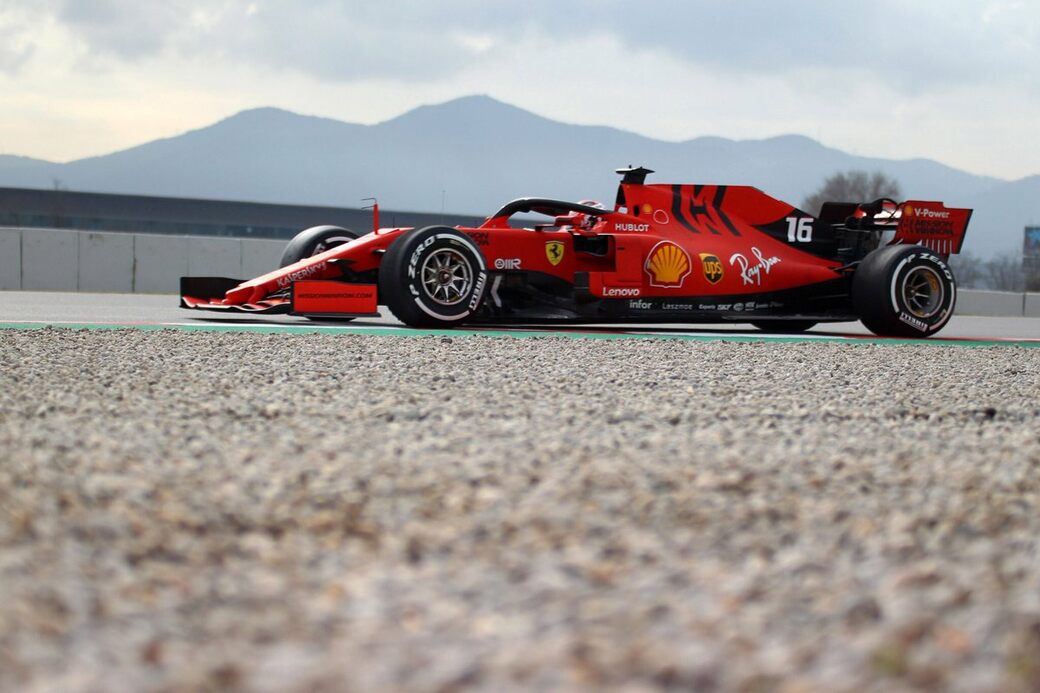 Ferrari sf90 2019