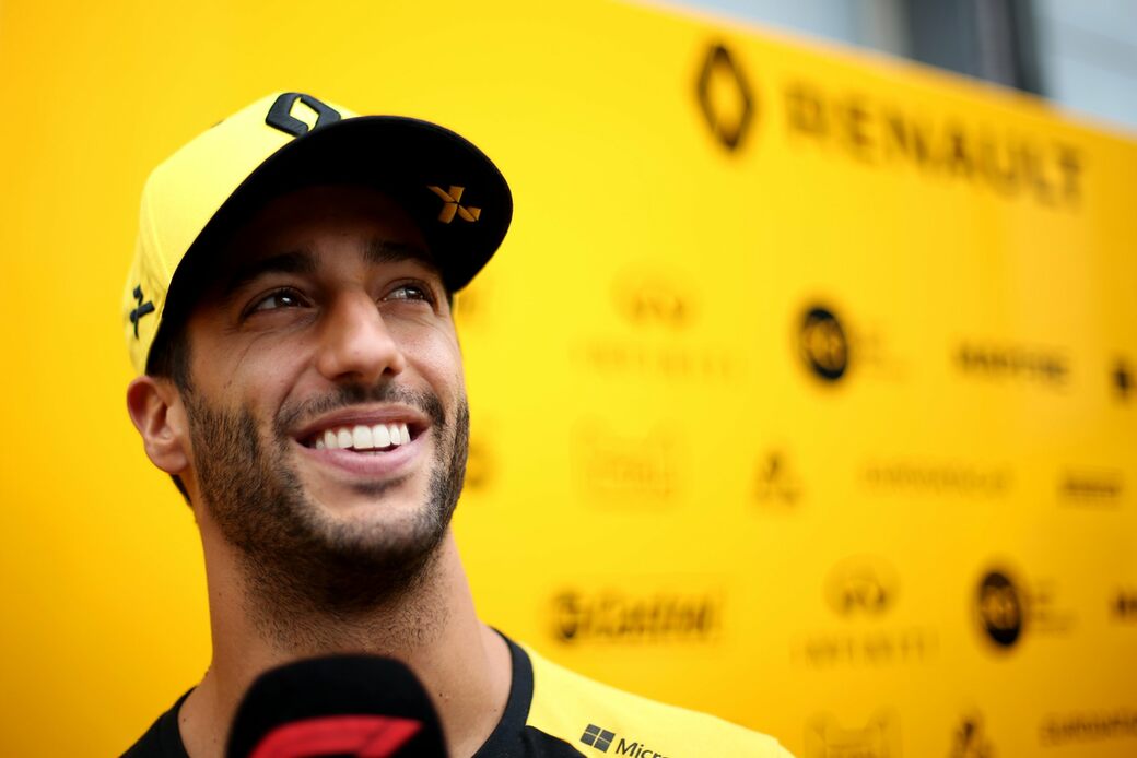 В Renault не уверены в новом контракте с Даниэлем Риккардо