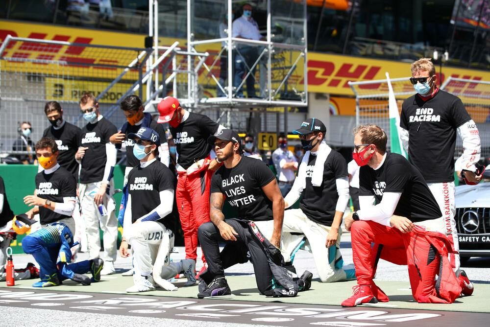 Гонщики Формулы 1 снова преклонят колена?