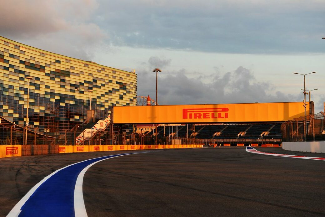 В Pirelli дали прогноз по тактике пит-стопов на Гран При России