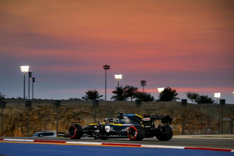 Источник: Сезон-2021 в Формуле 1 может начаться с двух гонок в Бахрейне