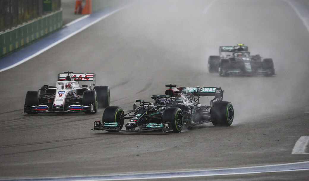 Технический директор FIA: Через год между Mercedes и Haas должно быть меньше полутора секунд