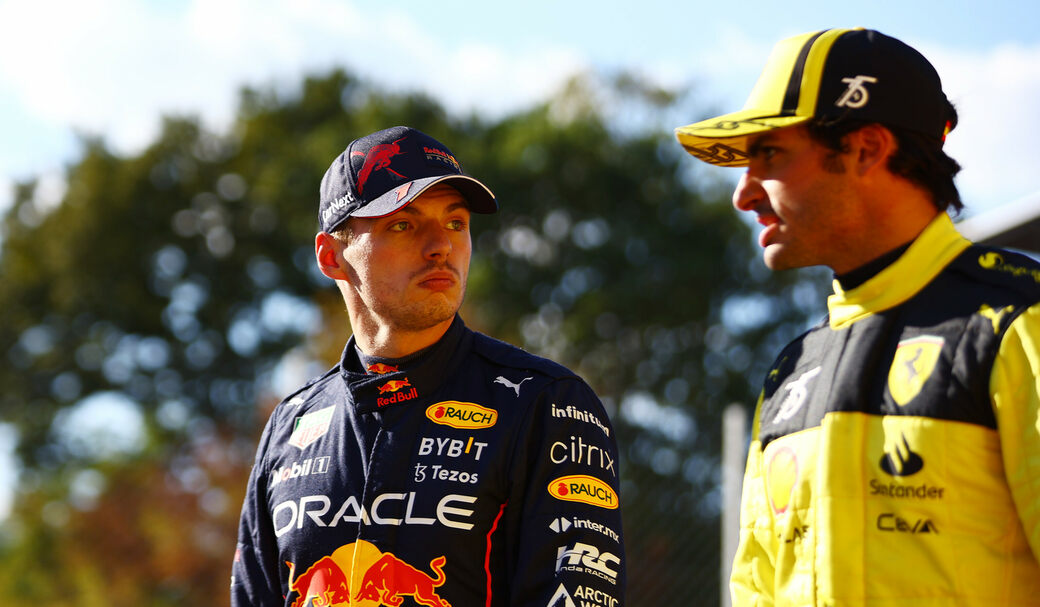 Карлос Сайнс: Ferrari должна стать похожей на Red Bull, чтобы выиграть титул