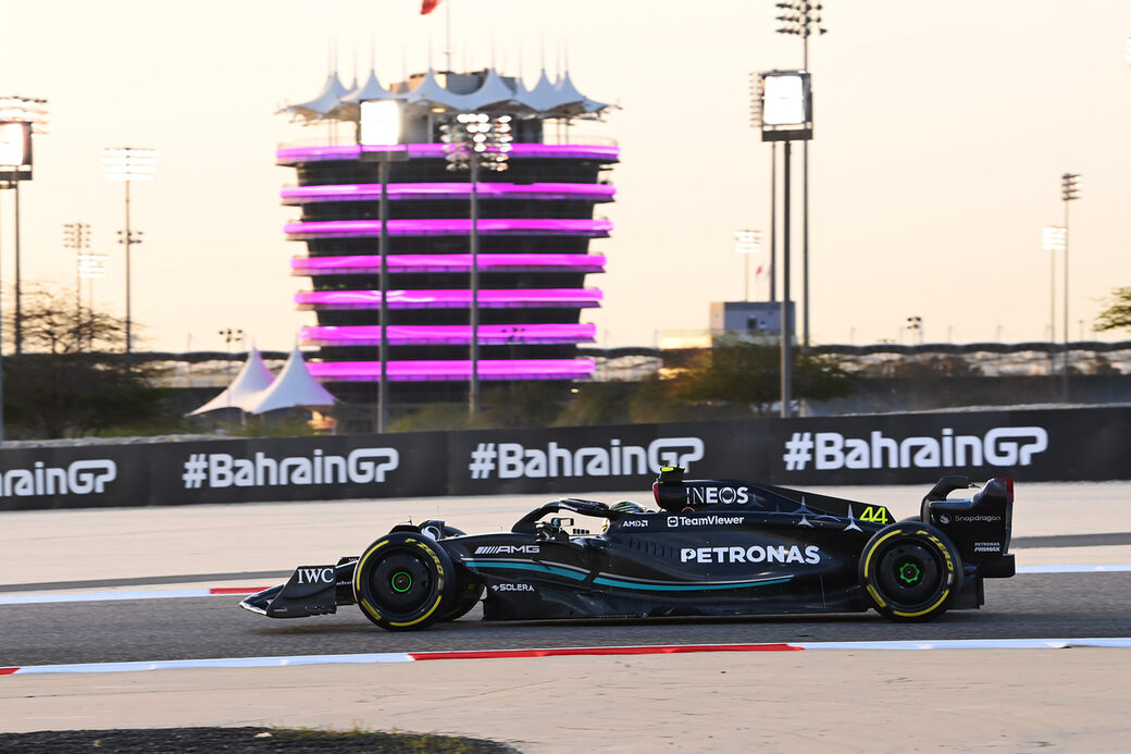 Тото Вольф: У Mercedes проблемы с надёжностью и поиском настроек