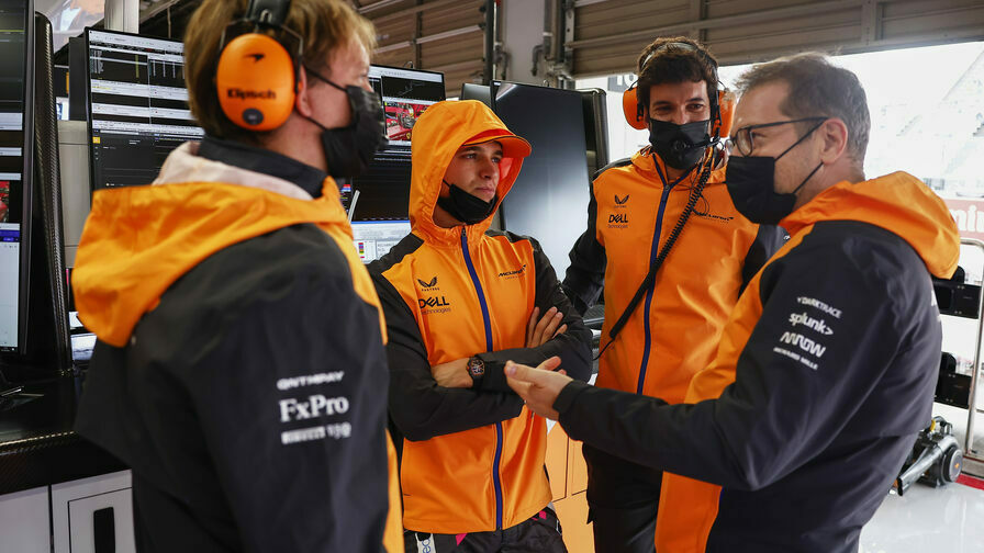 Ландо Норрис: McLaren не в кризисе, просто нам не повезло в Бахрейне