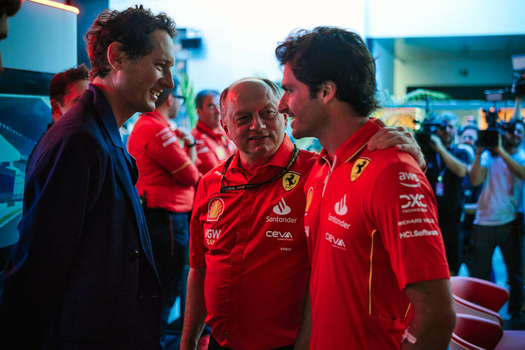 Ferrari оценила шансы на возвращение Карлоса Сайнса за руль в Мельбурне