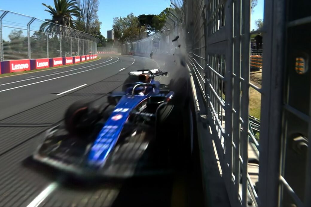 Авария Алекса Албона в первой тренировке Гран При Австралии. Видео