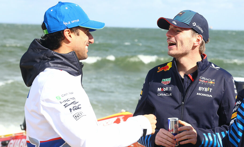 Хельмут Марко рассказал, как авария Риккардо помогла Ферстаппену выиграть гонку