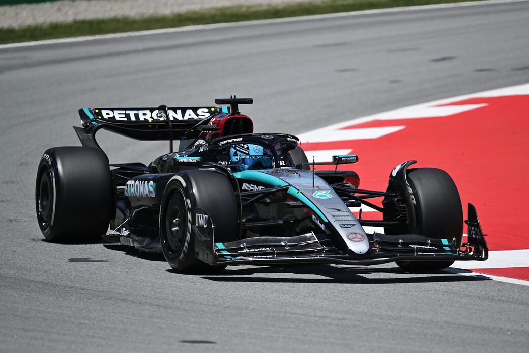 Британский Autosport: FIA устраивает конструкция нового крыла Mercedes