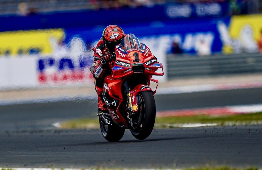Франческо Баньяя завоевал первый поул в сезоне на этапе MotoGP в Нидерландах