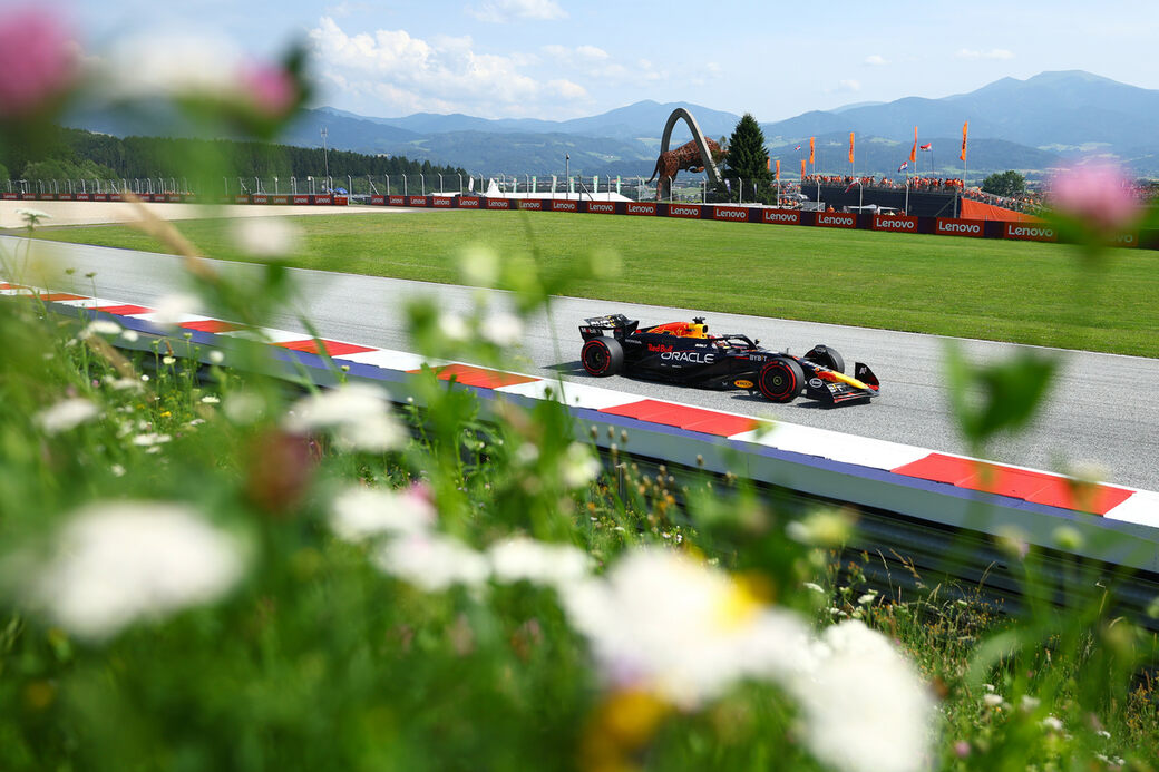 Трансляция гонки Формулы 1 в Австрии