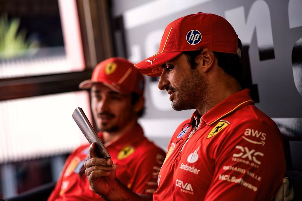 F1-Insider: Карлос Сайнс выбрал команду на сезон-2025